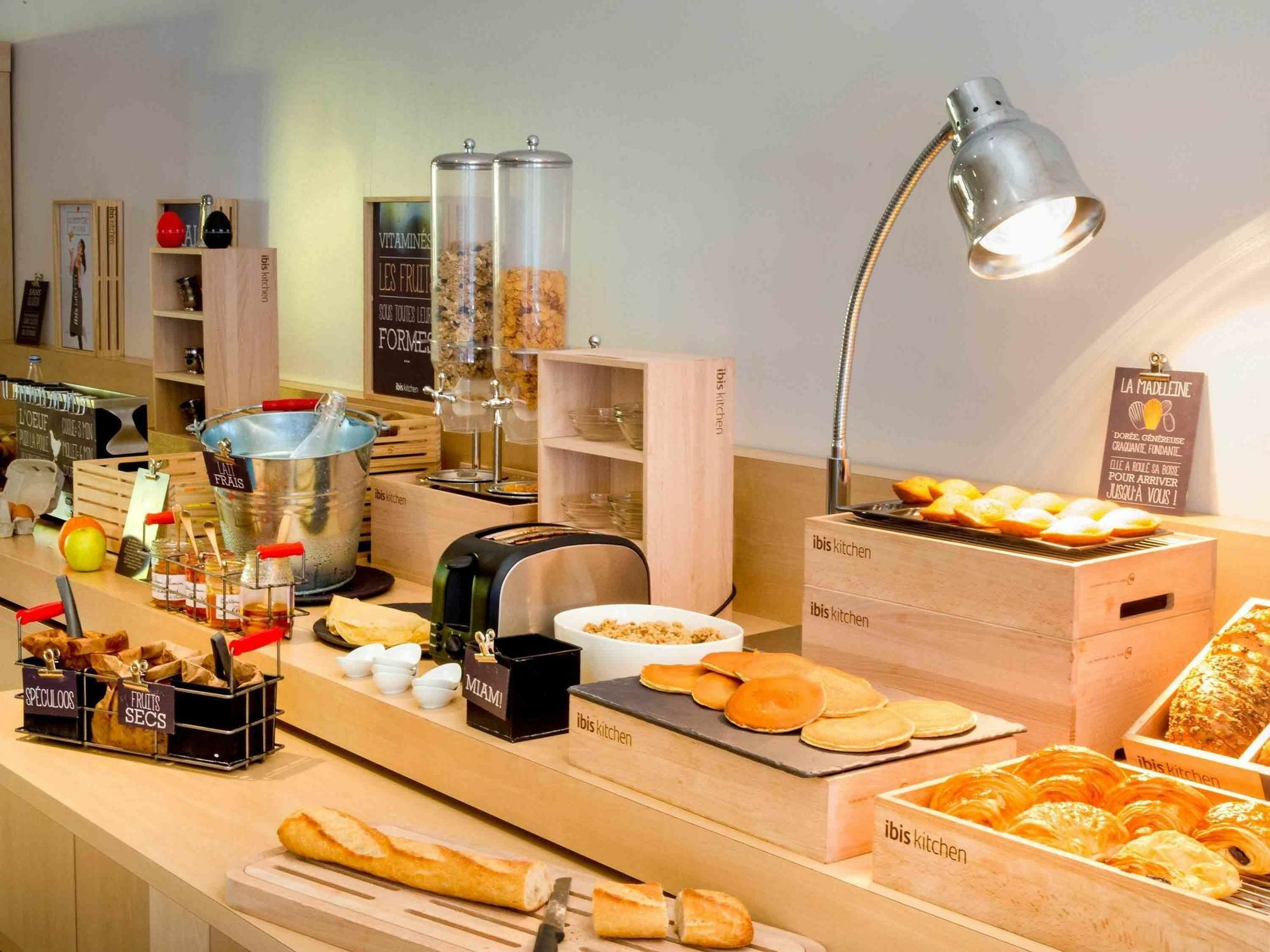 Ibis Rennes Beaulieu Hotell Cesson-Sévigné Eksteriør bilde